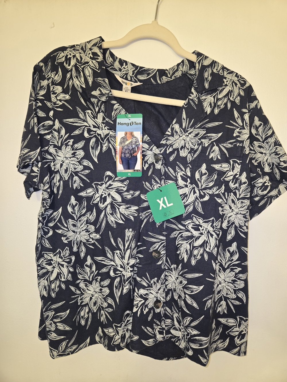 Hang Ten Navy Blue and White Floral Button-Down Shirt